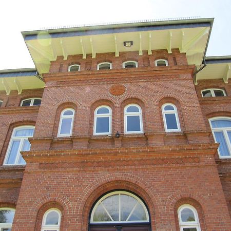 Haus Im Park Daire Wesselburen Dış mekan fotoğraf
