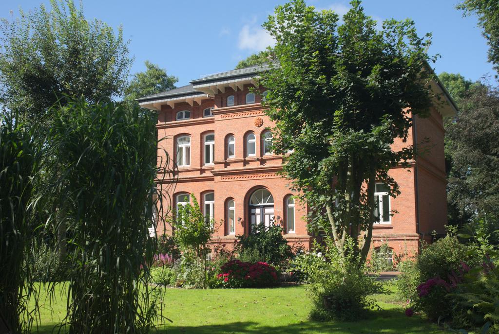 Haus Im Park Daire Wesselburen Dış mekan fotoğraf
